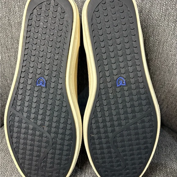 Rothy's The Original Slip On City Sneakers Sand Shoes Men’s Sz 9 Women’s Sz 10.5 - Picture 7 of 9